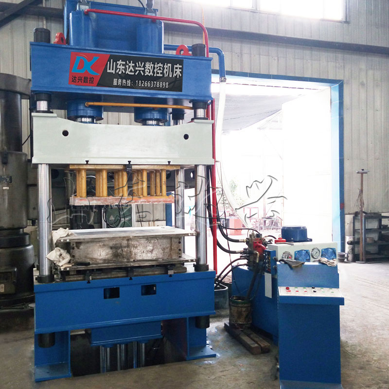 YD27--500噸硅酸鈣板粉末成型液壓機（含液壓墊）