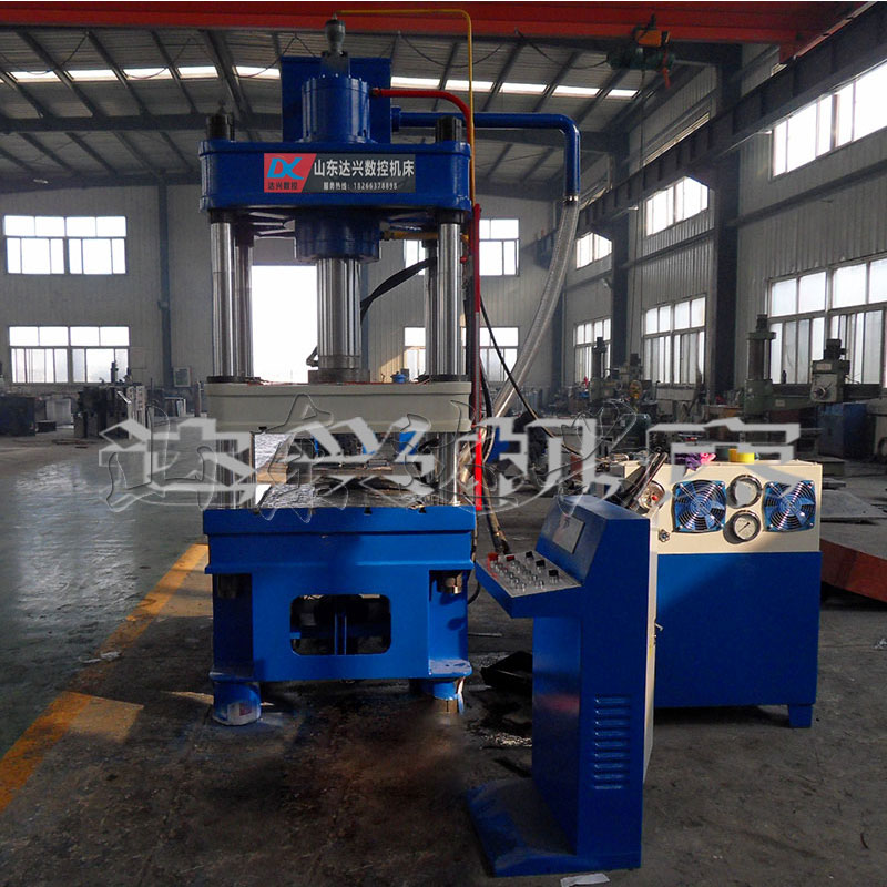 200噸小型四柱三梁液壓機